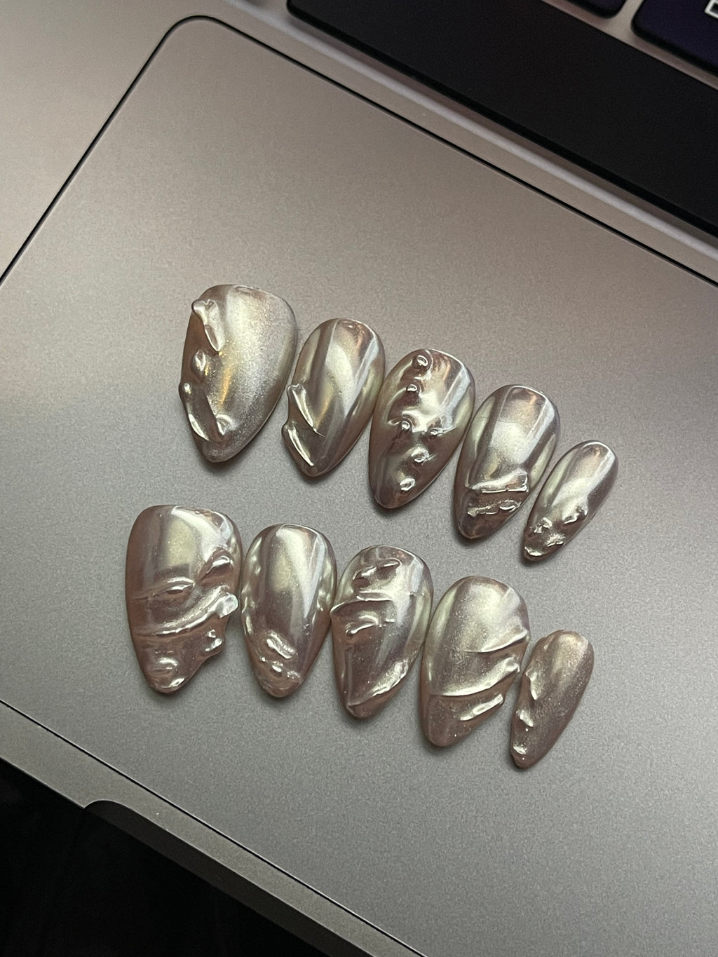 SOFT NUDE PINK CHROME ABSTRACT