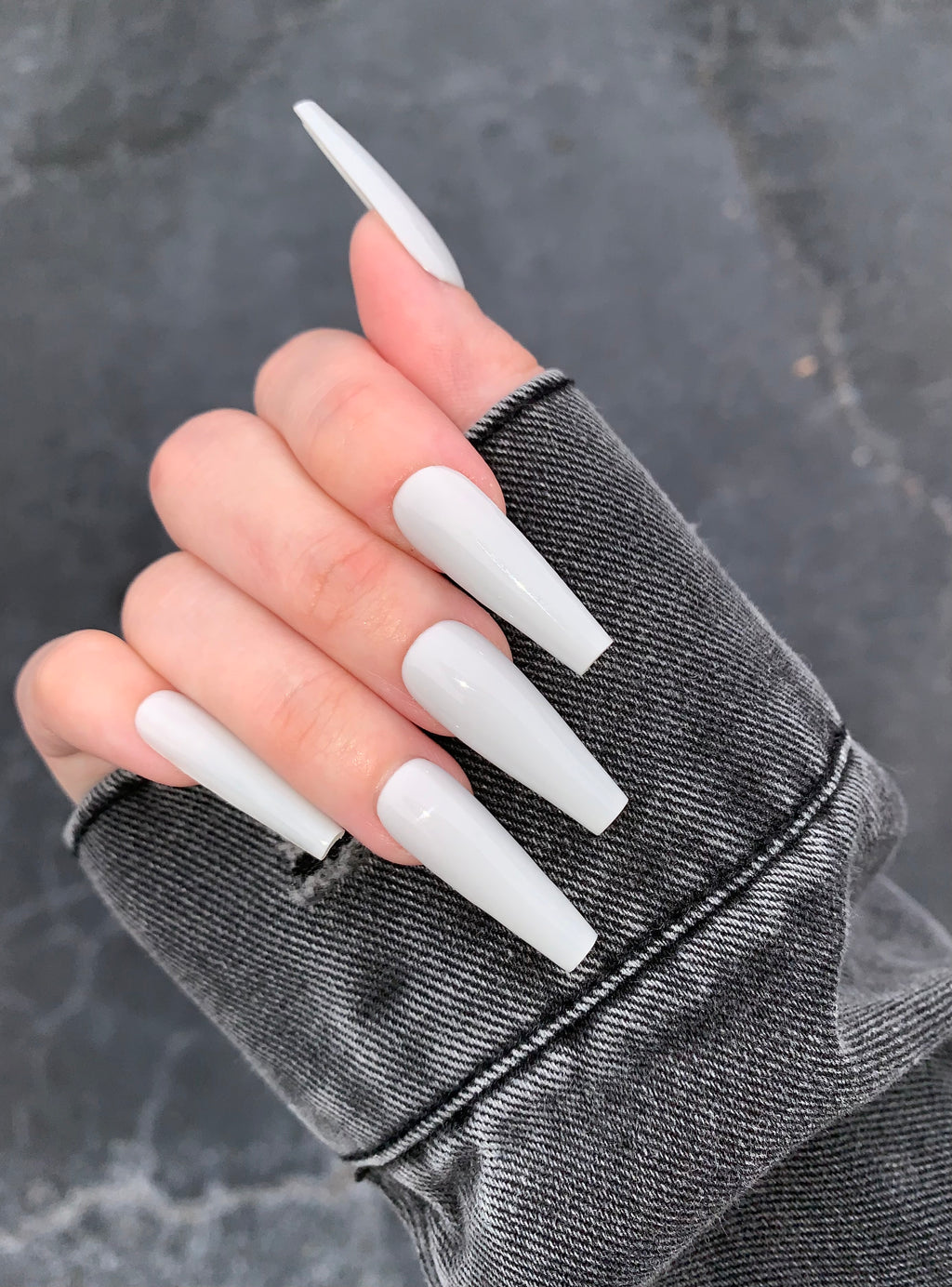 SOFT GRAY
