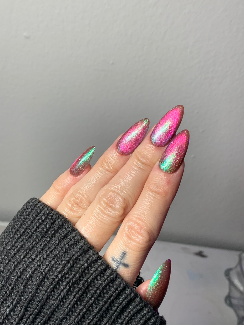 MULTI COLOR CATSEYE MIRROR