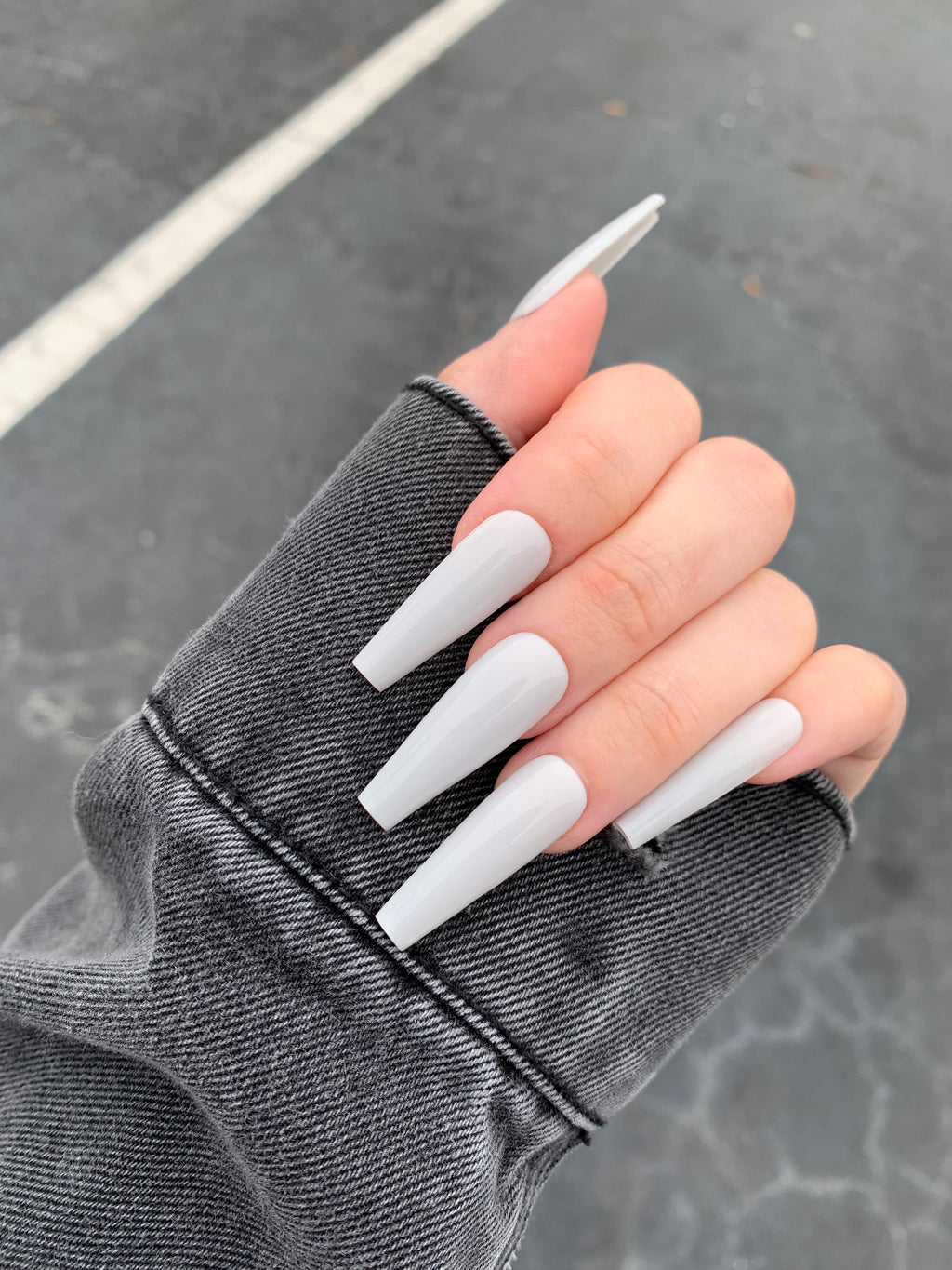 SOFT GRAY