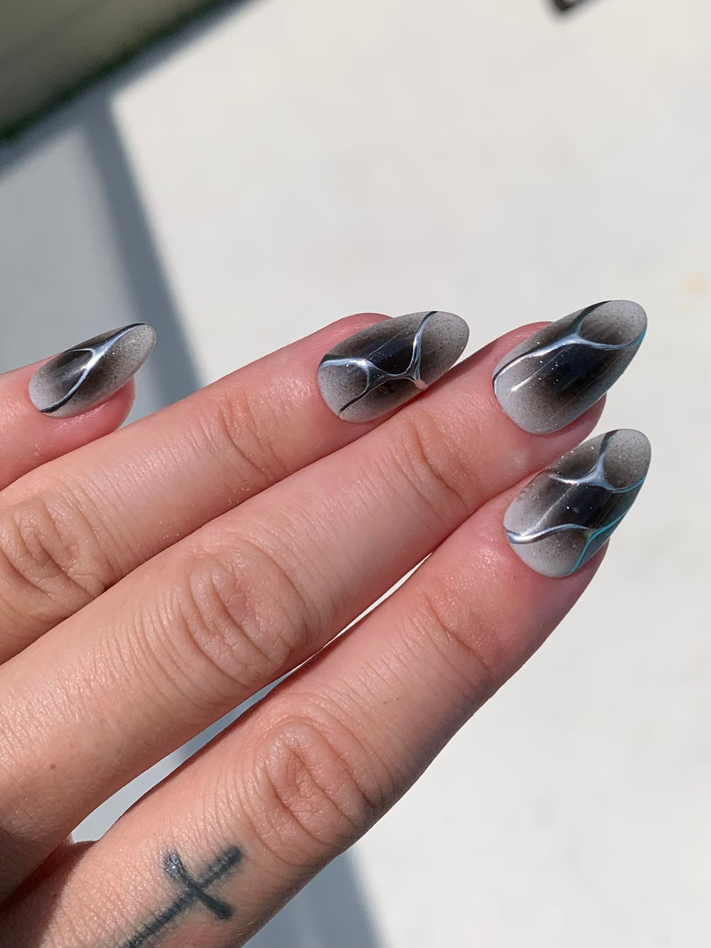 BLACK GRAY AURA AIRBRUSH ABSTRACT
